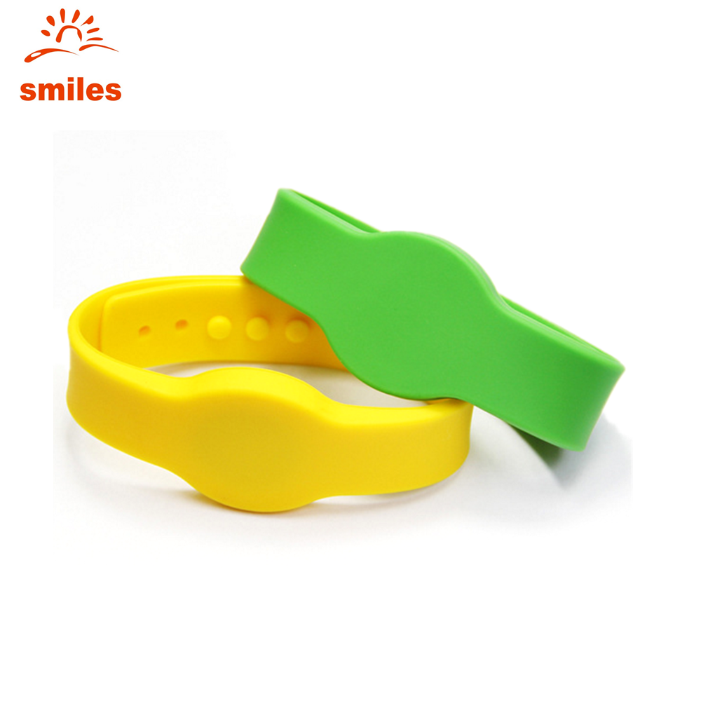 Waterproof Adjustable 125KHZ RFID Silicone Wristband ID Keyfob